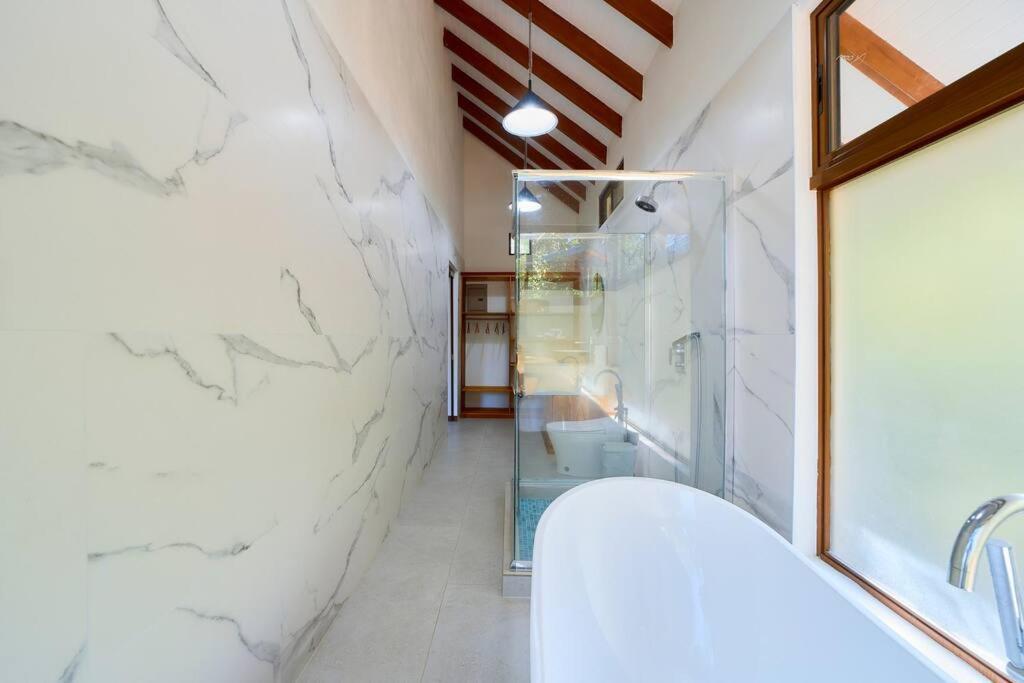 Puerto Viejo de Talamanca Casa Kristel - Exquisite Villa Getaway מראה חיצוני תמונה