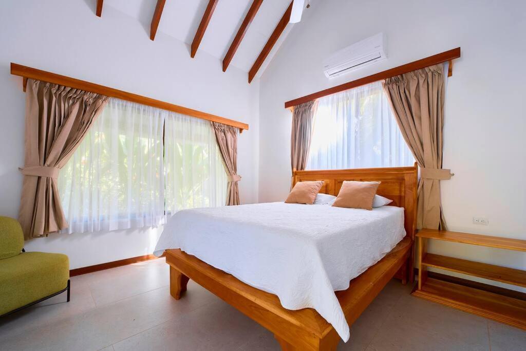 Puerto Viejo de Talamanca Casa Kristel - Exquisite Villa Getaway מראה חיצוני תמונה