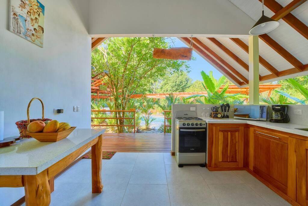 Puerto Viejo de Talamanca Casa Kristel - Exquisite Villa Getaway מראה חיצוני תמונה