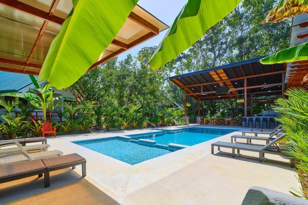 Puerto Viejo de Talamanca Casa Kristel - Exquisite Villa Getaway מראה חיצוני תמונה